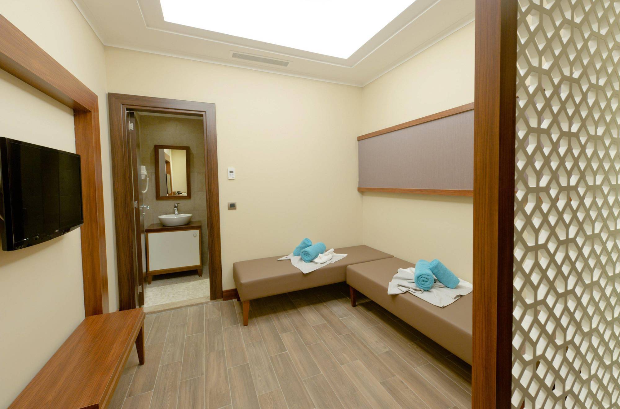 Alila Deluxe Thermal Hotel & Spa Afyonkarahisar ภายนอก รูปภาพ